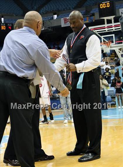 Thumbnail 2 in Goldsboro vs. Monroe (NCHSAA Class 1A Final) photogallery.