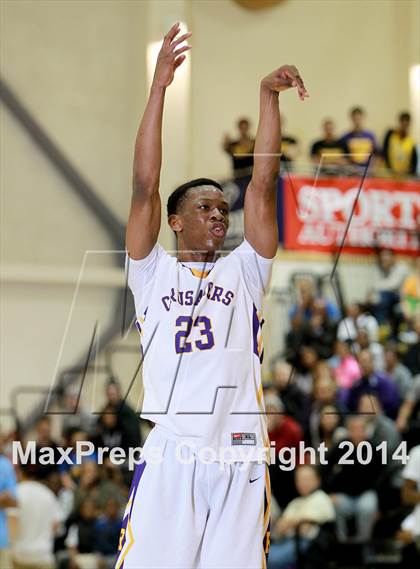 Thumbnail 3 in Drake vs. Archbishop Riordan (CIF NorCal Regional D3 Final) photogallery.