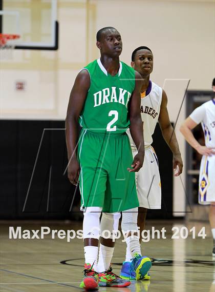 Thumbnail 2 in Drake vs. Archbishop Riordan (CIF NorCal Regional D3 Final) photogallery.