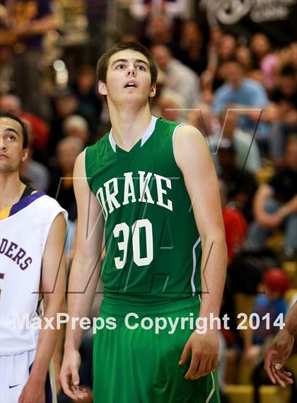 Thumbnail 2 in Drake vs. Archbishop Riordan (CIF NorCal Regional D3 Final) photogallery.