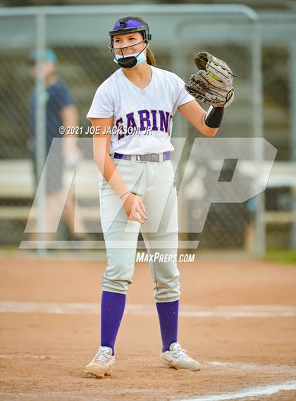 Thumbnail 3 in Sabino vs Safford photogallery.