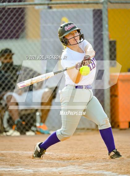 Thumbnail 3 in Sabino vs Safford photogallery.