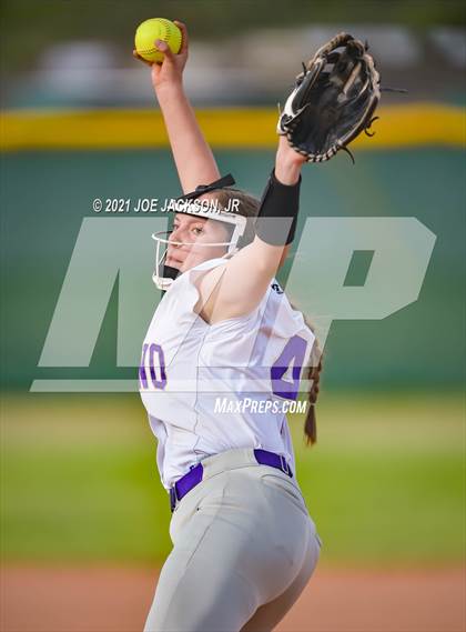 Thumbnail 3 in Sabino vs Safford photogallery.
