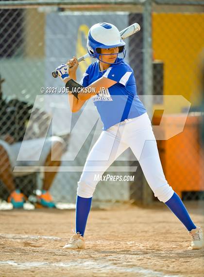 Thumbnail 1 in Sabino vs Safford photogallery.