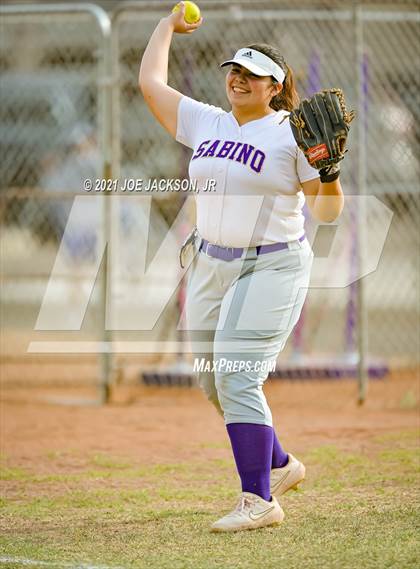 Thumbnail 3 in Sabino vs Safford photogallery.