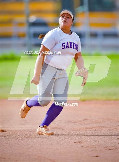 Thumbnail 3 in Sabino vs Safford photogallery.