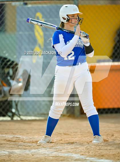 Thumbnail 1 in Sabino vs Safford photogallery.