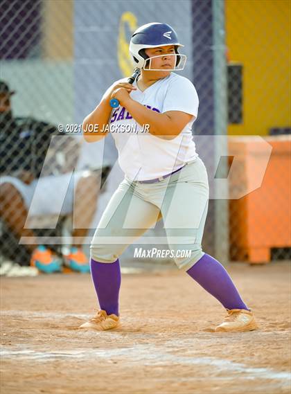 Thumbnail 1 in Sabino vs Safford photogallery.