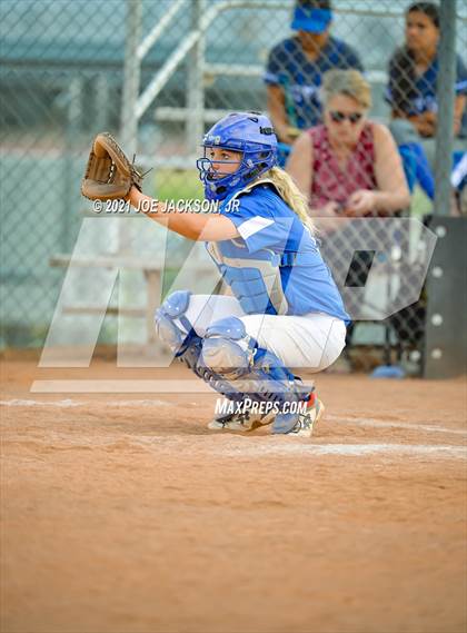 Thumbnail 3 in Sabino vs Safford photogallery.