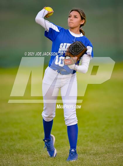 Thumbnail 2 in Sabino vs Safford photogallery.