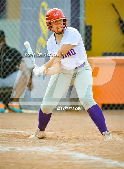 Thumbnail 3 in Sabino vs Safford photogallery.