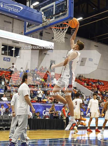 Thumbnail 2 in Columbus vs. Windermere (FHSAA 7A Final) photogallery.