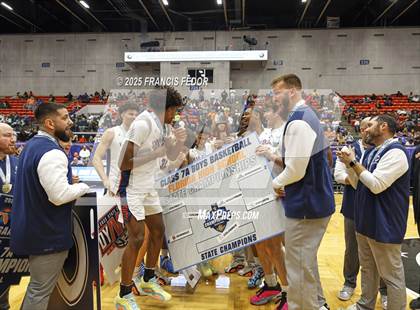 Thumbnail 1 in Columbus vs. Windermere (FHSAA 7A Final) photogallery.