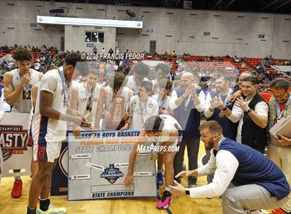 Thumbnail 3 in Columbus vs. Windermere (FHSAA 7A Final) photogallery.