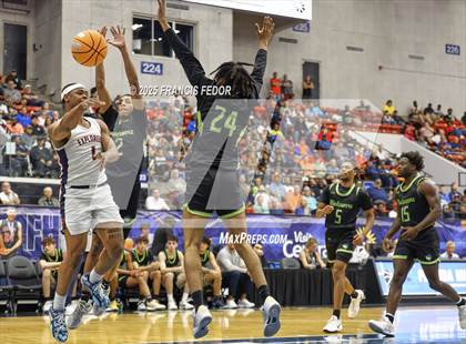 Thumbnail 1 in Columbus vs. Windermere (FHSAA 7A Final) photogallery.
