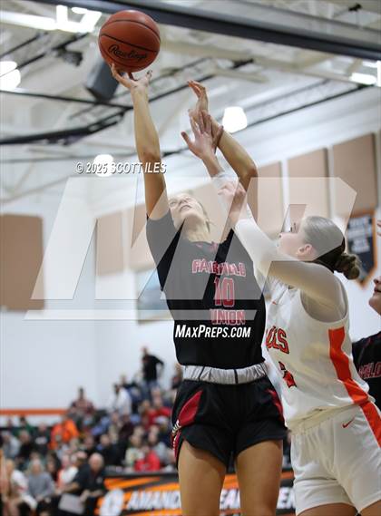 Thumbnail 3 in Fairfield Union @ Amanda-Clearcreek photogallery.