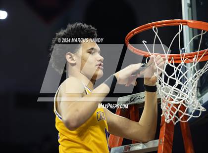 Thumbnail 1 in Roman Catholic @ Archbishop Ryan (PCL Final) photogallery.