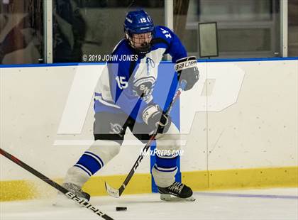 Thumbnail 3 in Millburn vs Scotch Plains-Fanwood photogallery.