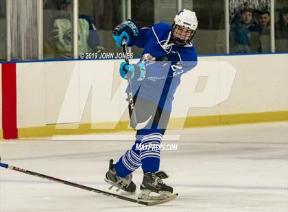 Thumbnail 3 in Millburn vs Scotch Plains-Fanwood photogallery.