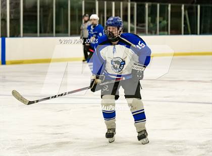 Thumbnail 3 in Millburn vs Scotch Plains-Fanwood photogallery.