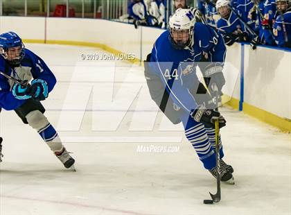 Thumbnail 2 in Millburn vs Scotch Plains-Fanwood photogallery.