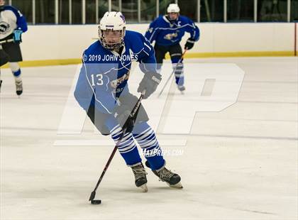 Thumbnail 3 in Millburn vs Scotch Plains-Fanwood photogallery.