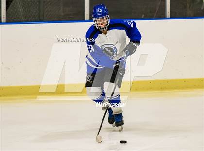 Thumbnail 3 in Millburn vs Scotch Plains-Fanwood photogallery.