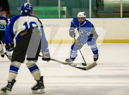 Thumbnail 2 in Millburn vs Scotch Plains-Fanwood photogallery.