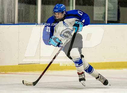 Thumbnail 3 in Millburn vs Scotch Plains-Fanwood photogallery.