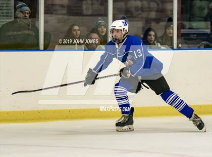 Thumbnail 3 in Millburn vs Scotch Plains-Fanwood photogallery.
