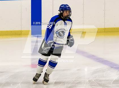 Thumbnail 3 in Millburn vs Scotch Plains-Fanwood photogallery.