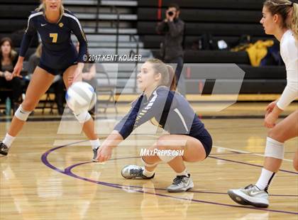 Thumbnail 3 in Clarkston vs Troy (MHSAA Regional Semifinal) photogallery.