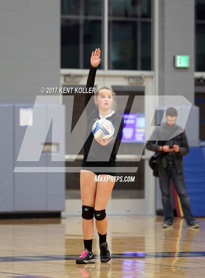 Thumbnail 3 in Clarkston vs Troy (MHSAA Regional Semifinal) photogallery.
