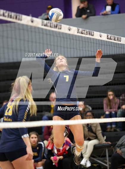 Thumbnail 1 in Clarkston vs Troy (MHSAA Regional Semifinal) photogallery.