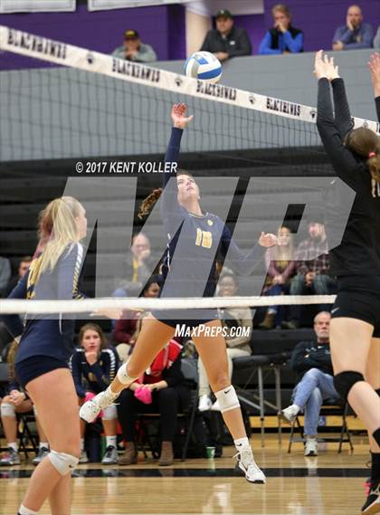 Thumbnail 1 in Clarkston vs Troy (MHSAA Regional Semifinal) photogallery.