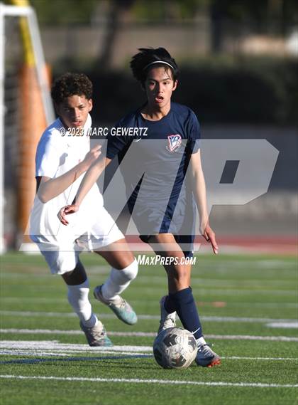 Thumbnail 1 in Mater Dei @ Beckman photogallery.