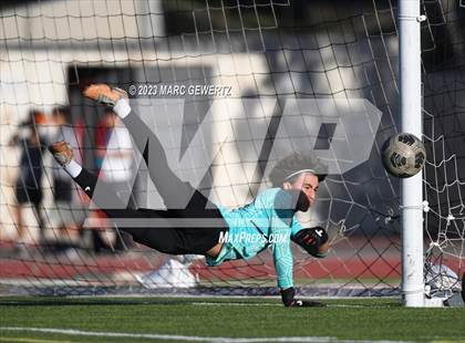 Thumbnail 2 in Mater Dei @ Beckman photogallery.