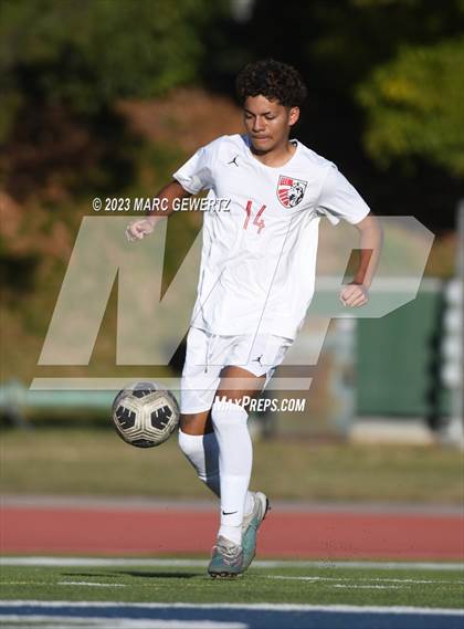 Thumbnail 3 in Mater Dei @ Beckman photogallery.