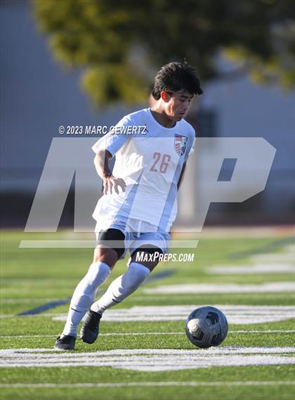 Thumbnail 3 in Mater Dei @ Beckman photogallery.
