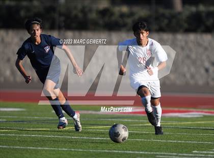 Thumbnail 1 in Mater Dei @ Beckman photogallery.