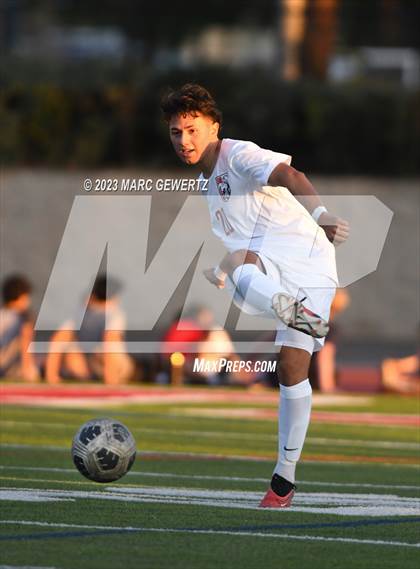 Thumbnail 3 in Mater Dei @ Beckman photogallery.