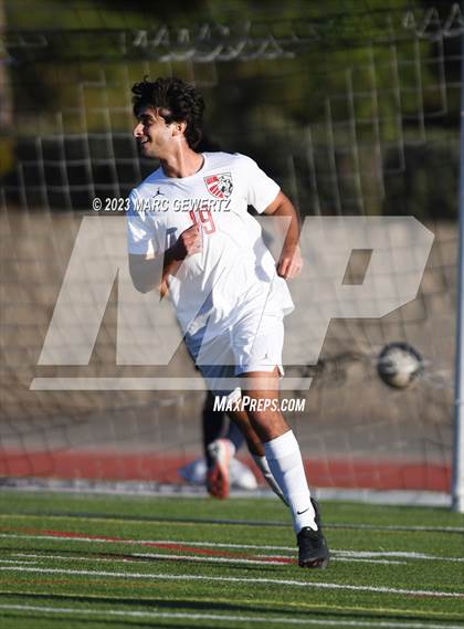 Thumbnail 1 in Mater Dei @ Beckman photogallery.