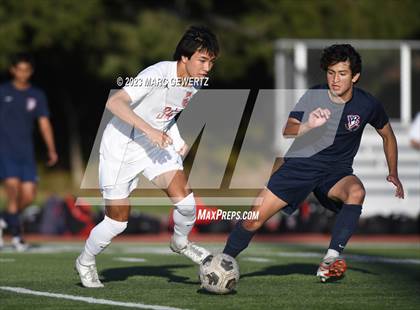 Thumbnail 1 in Mater Dei @ Beckman photogallery.