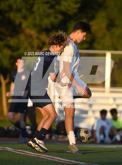 Thumbnail 1 in Mater Dei @ Beckman photogallery.