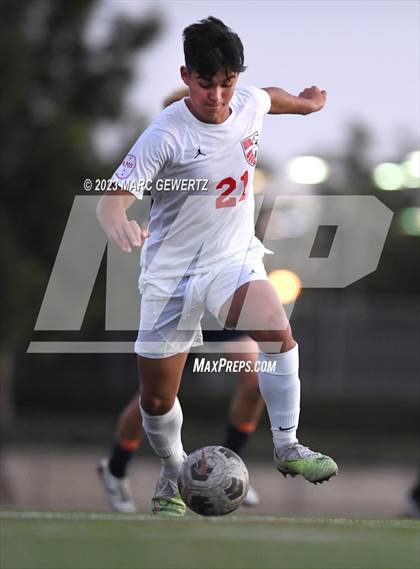 Thumbnail 3 in Mater Dei @ Beckman photogallery.