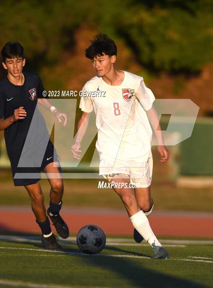 Thumbnail 3 in Mater Dei @ Beckman photogallery.