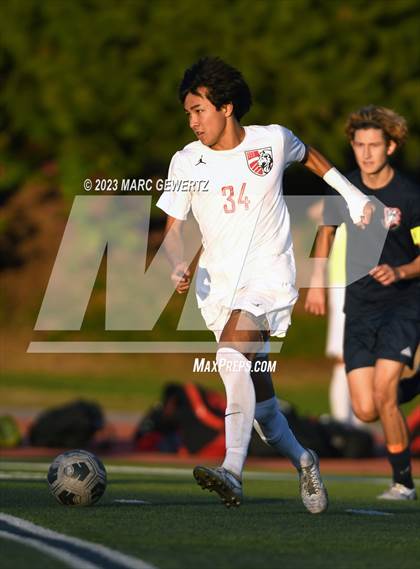 Thumbnail 1 in Mater Dei @ Beckman photogallery.