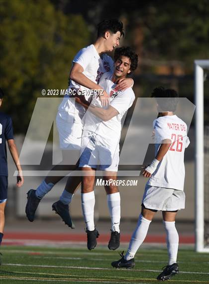 Thumbnail 3 in Mater Dei @ Beckman photogallery.