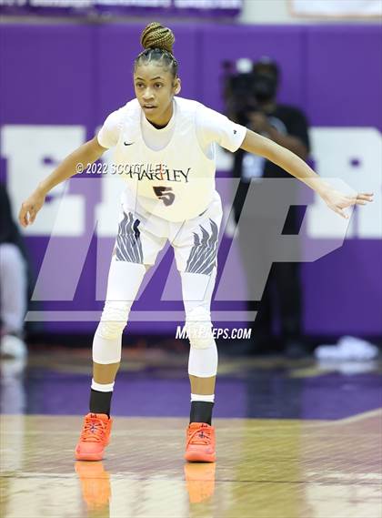 Thumbnail 1 in Stow-Munroe Falls vs. Bishop Hartley (OGBR Classic in the City) photogallery.