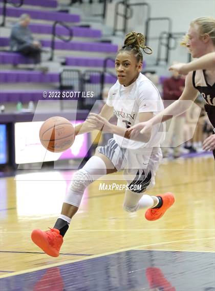 Thumbnail 3 in Stow-Munroe Falls vs. Bishop Hartley (OGBR Classic in the City) photogallery.